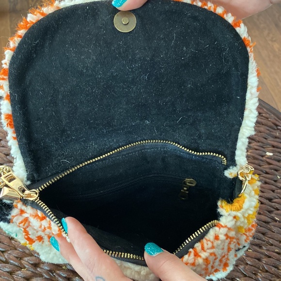 Handmade Moroccan Handbag - Picture 3 of 5
